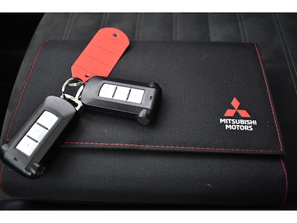 Mitsubishi-Outlander
