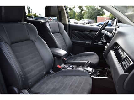 Mitsubishi-Outlander