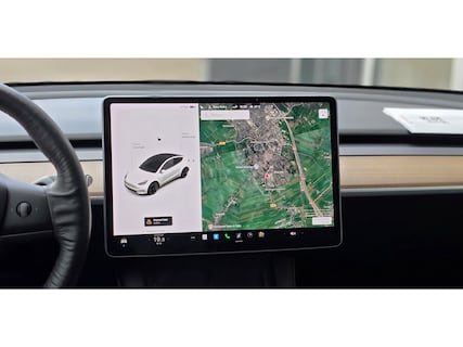 Tesla-Model Y