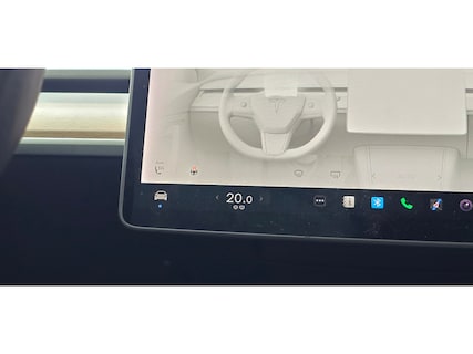 Tesla-Model Y