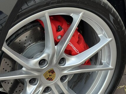 Porsche-718 Boxster