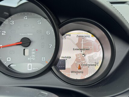Porsche-718 Boxster