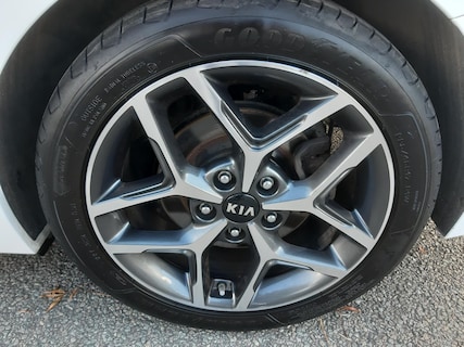 Kia-ProCeed