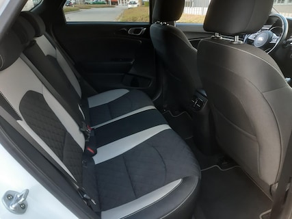 Kia-ProCeed