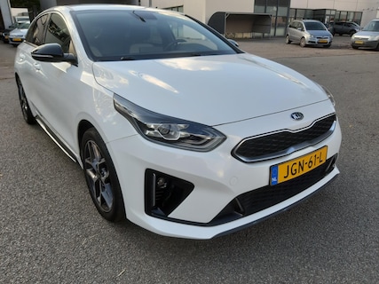 Kia-ProCeed
