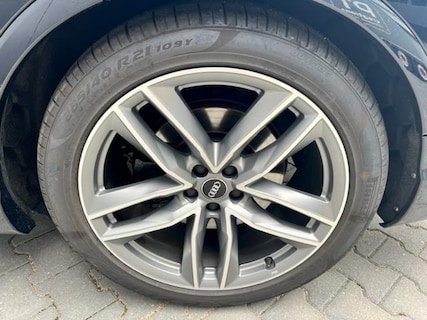 Audi-SQ7