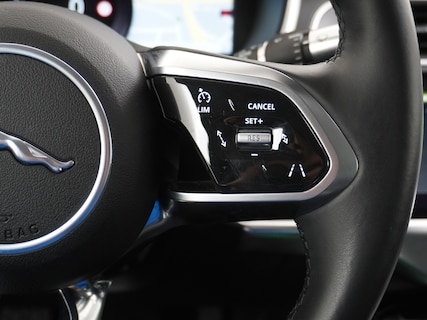 Jaguar-I-Pace