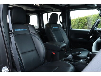 Jeep-Wrangler