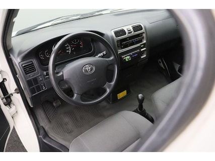 Toyota-HiAce