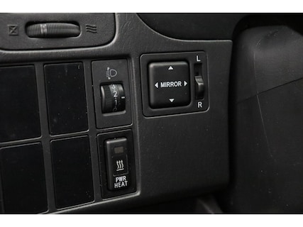 Toyota-HiAce
