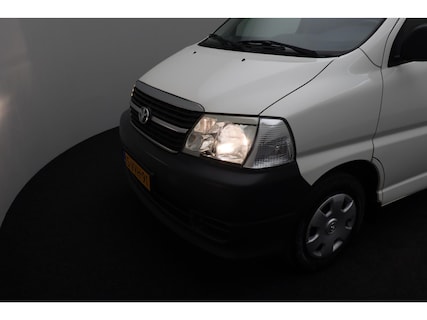 Toyota-HiAce