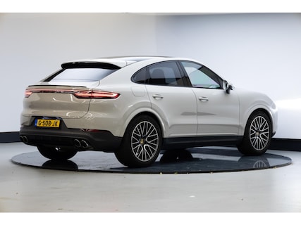 Porsche-Cayenne Coupé