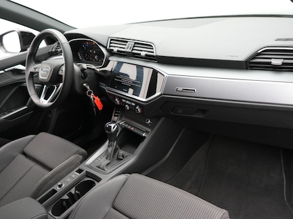 Audi-Q3 Sportback