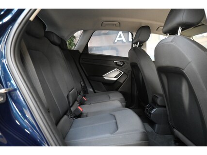 Audi-Q3