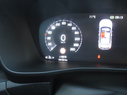 Volvo-XC40