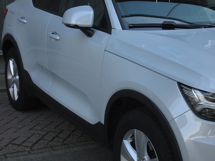 Volvo-XC40