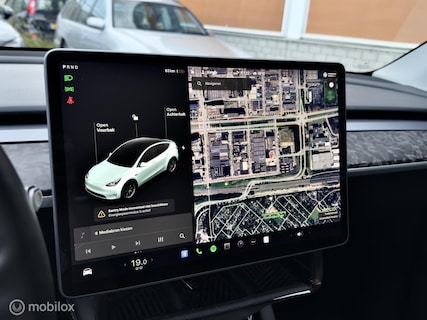 Tesla-Model Y