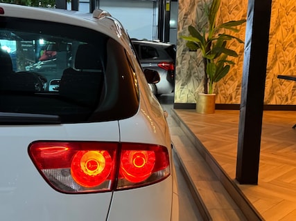 SEAT-Altea XL