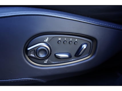 Aston Martin-DBX