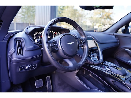 Aston Martin-DBX