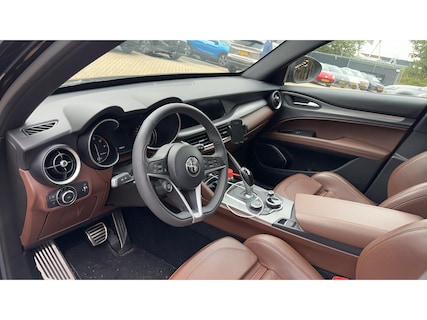 Alfa Romeo-Stelvio