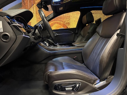 Audi-A8