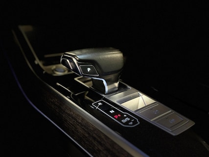 Audi-A8