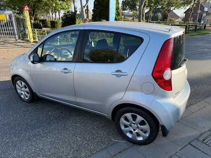 Opel-Agila