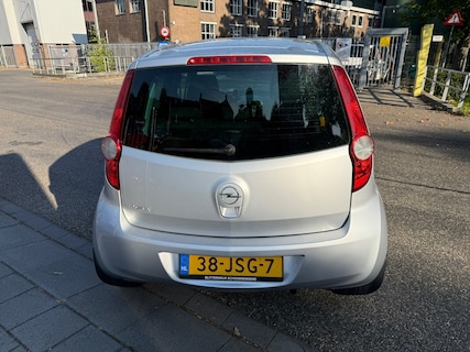 Opel-Agila