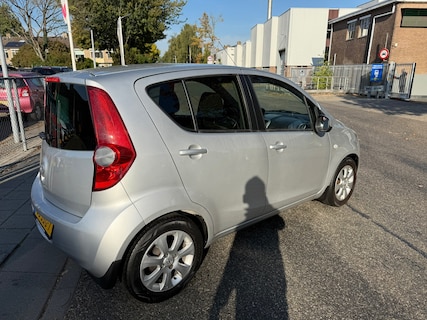 Opel-Agila