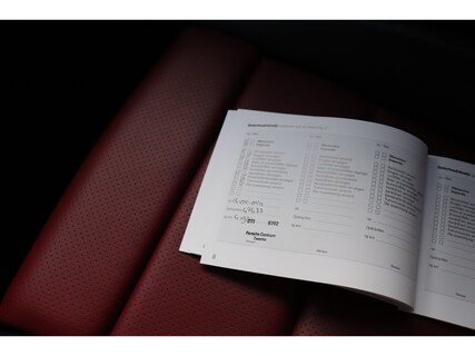 Porsche-718 Boxster