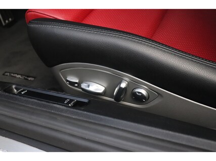 Porsche-718 Boxster