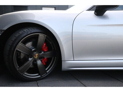 Porsche-718 Boxster