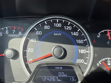 Hyundai-i10