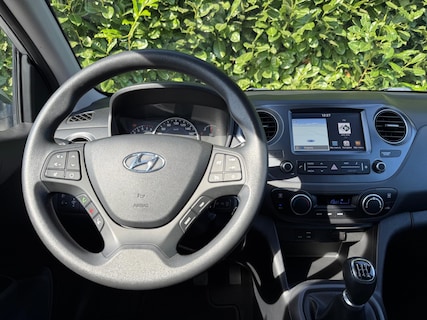 Hyundai-i10