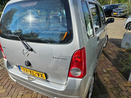 Opel-Agila