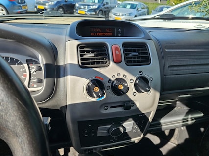 Opel-Agila