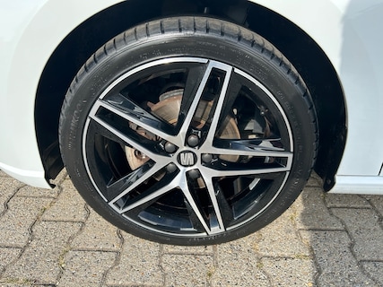 SEAT-Ibiza