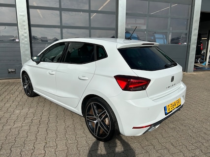 SEAT-Ibiza