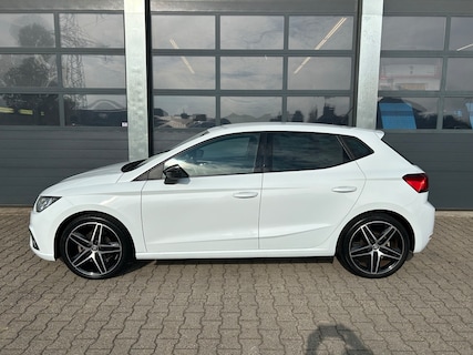 SEAT-Ibiza
