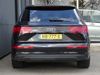 Audi-Q7