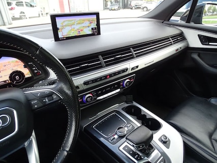 Audi-Q7