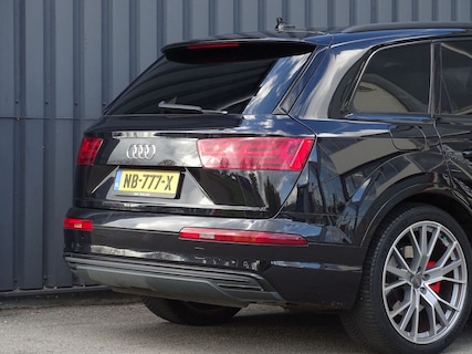 Audi-Q7