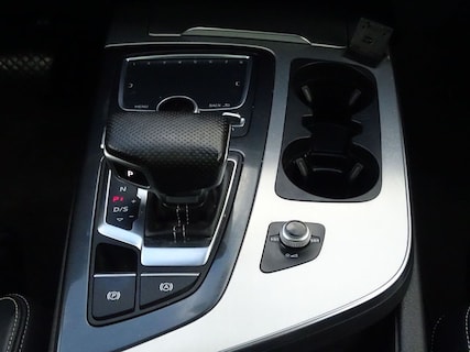 Audi-Q7