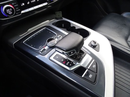 Audi-Q7