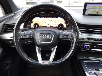 Audi-Q7