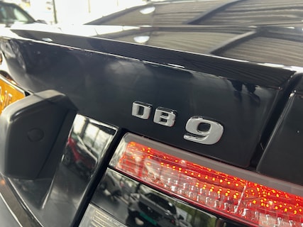 Aston Martin-DB9