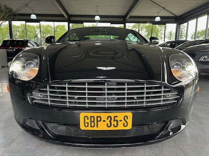 Aston Martin-DB9