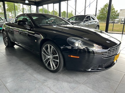 Aston Martin-DB9