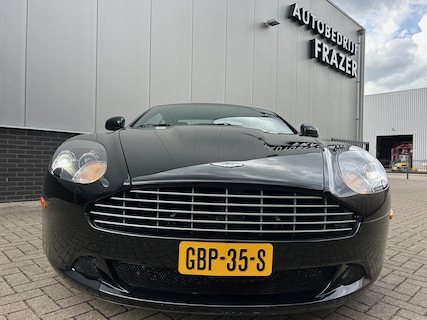 Aston Martin-DB9